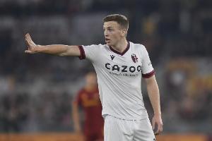 博洛尼亚队长：我们配得上这座奖杯，本赛季参加欧冠帮助球队成长