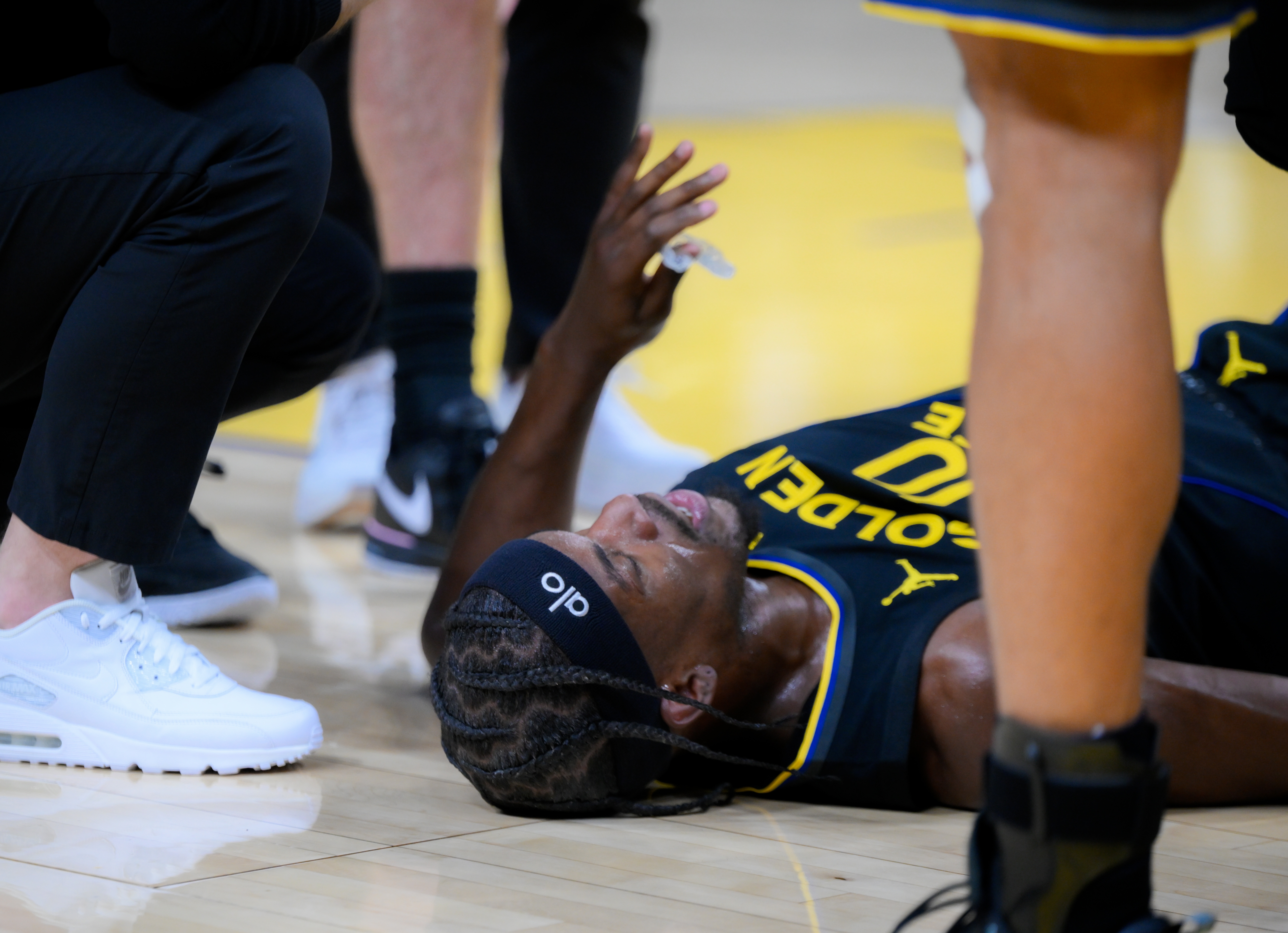 开云平台-TA：勇士已经明确告诉巴特勒 他们会在未来一年里全力支持他康复